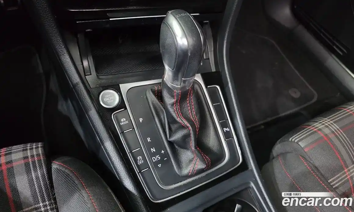 Volkswagen Golf 2016 2.0 Автомат в Москве № 199179, фото 15