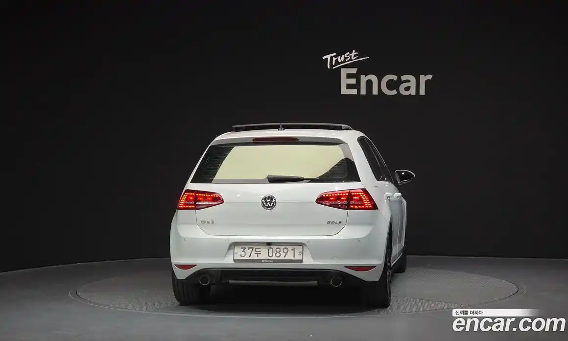 Volkswagen Golf 2016 2.0 Автомат в Москве № 199179, фото 10