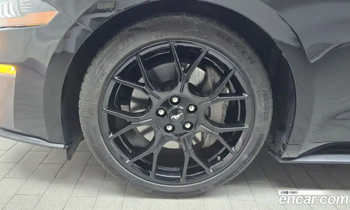 Ford Mustang 2019 2.3 Автомат в Москве № 199879, фото 4