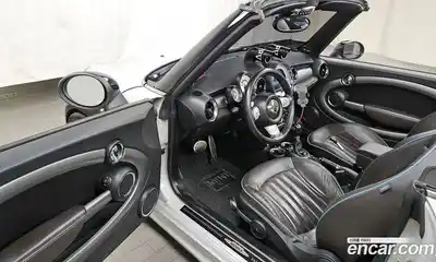 Mini Cooper Convertible 2013 1.6 Автомат в Москве № 199992, миниатюра 12