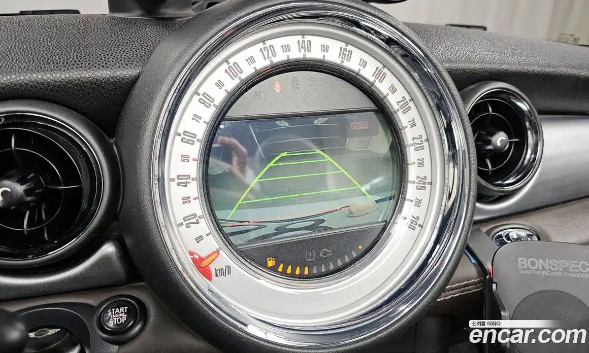 Mini Cooper Convertible 2013 1.6 Автомат в Москве № 199992, фото 20