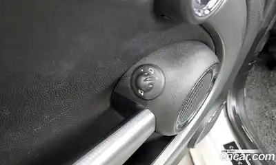 Mini Cooper Convertible 2013 1.6 Автомат в Москве № 199992, миниатюра 3