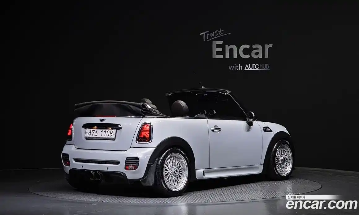 Mini Cooper Convertible 2013 1.6 Автомат в Москве № 199992, фото 10