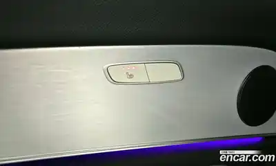 Mercedes-Benz E-Class 2020 2.0 Автомат в Москве № 205882, миниатюра 12