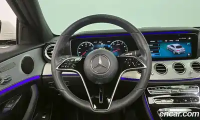 Mercedes-Benz E-Class 2020 2.0 Автомат в Москве № 205882, миниатюра 3