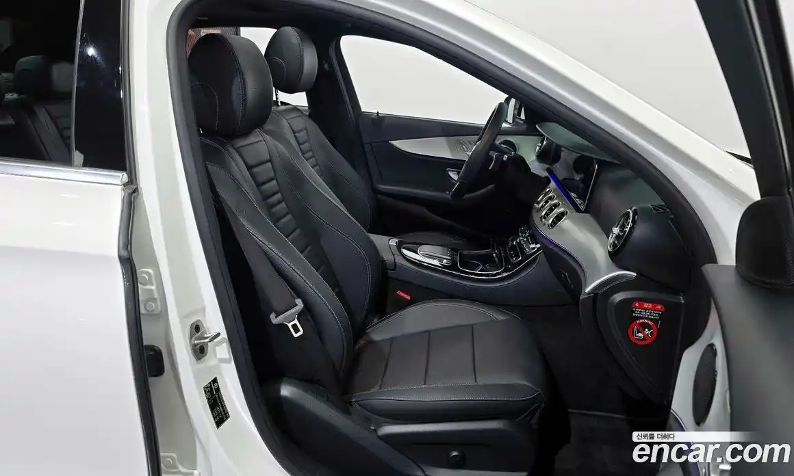 Mercedes-Benz E-Class 2020 2.0 Автомат в Москве № 205882, фото 7