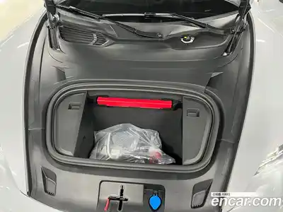 Porsche Taycan 2023 0.1 Автомат в Москве № 208188, миниатюра 5