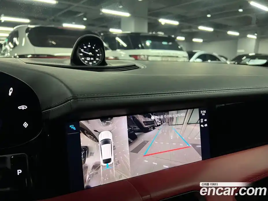 Porsche Taycan 2023 0.1 Автомат в Москве № 208188, фото 9