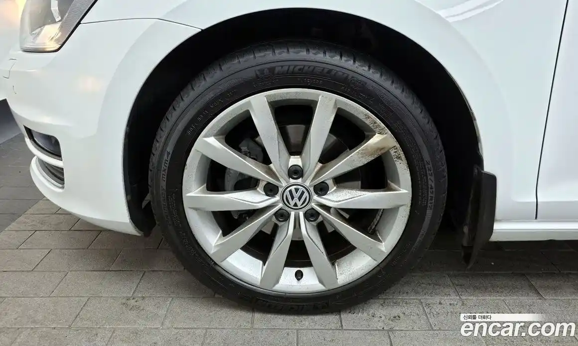 Volkswagen Golf 2013 1.6 Автомат в Москве № 210147, фото 15