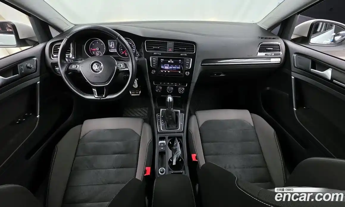 Volkswagen Golf 2013 1.6 Автомат в Москве № 210147, фото 16