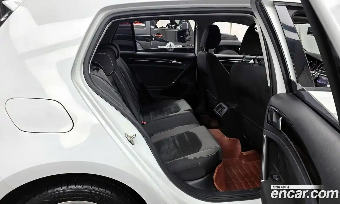 Volkswagen Golf 2013 1.6 Автомат в Москве № 210147, фото 18