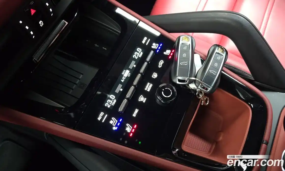 Porsche Cayenne 2024 3.0 Автомат в Москве № 213051, фото 14