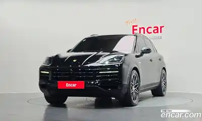 Porsche Cayenne 2024 3.0 Автомат в Москве № 213051, миниатюра 3