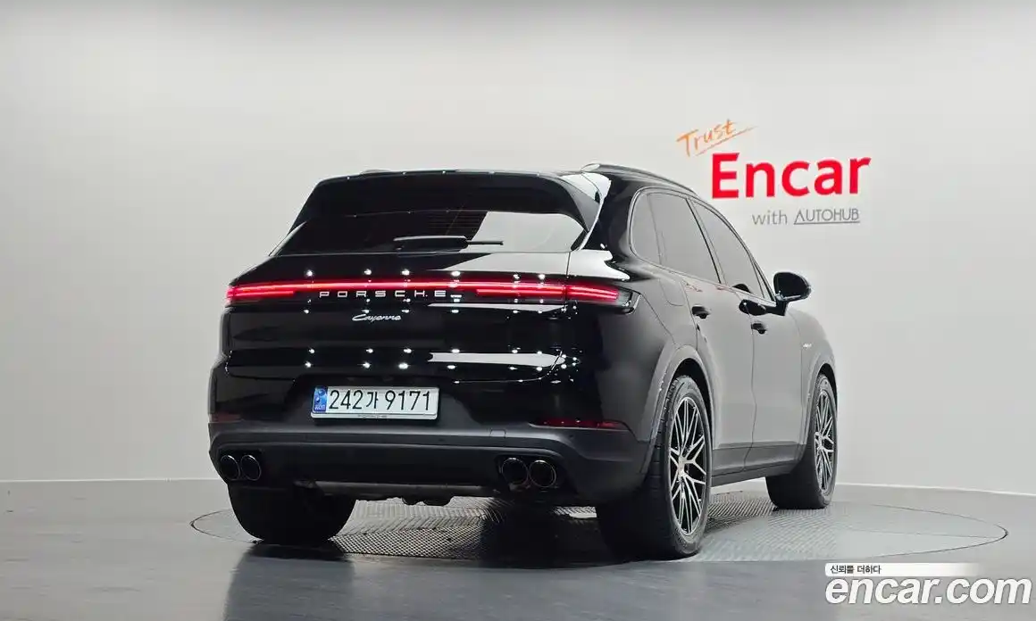 Porsche Cayenne 2024 3.0 Автомат в Москве № 213051, фото 4