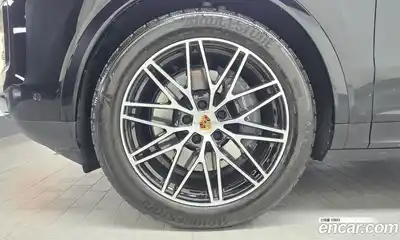 Porsche Cayenne 2024 3.0 Автомат в Москве № 213051, миниатюра 5
