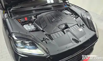 Porsche Cayenne 2024 3.0 Автомат в Москве № 213051, миниатюра 6