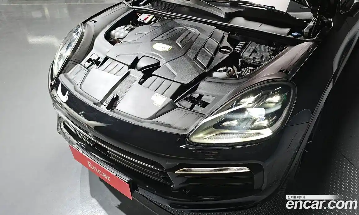 Porsche Cayenne 2023 3.0 Автомат в Москве № 213126, фото 7