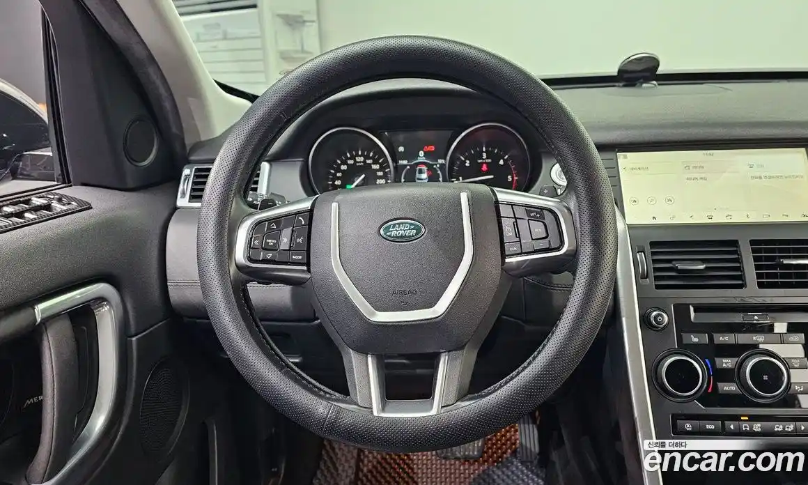 Land Rover Discovery Sport 2018 2.0 Автомат в Москве № 213616, фото 8