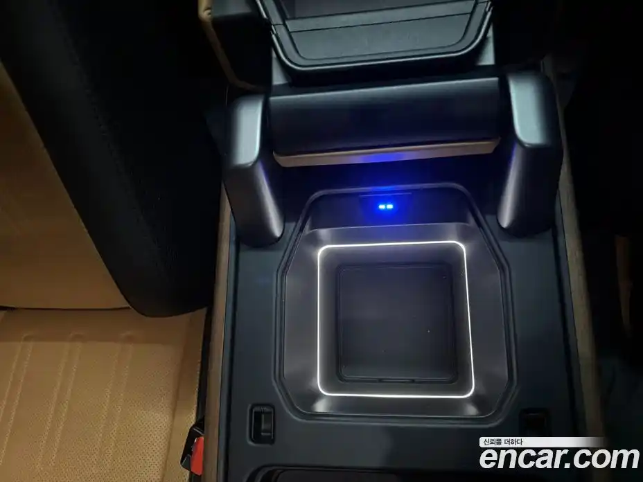 Land Rover Defender 2024 3.0 Автомат в Москве № 213893, фото 16