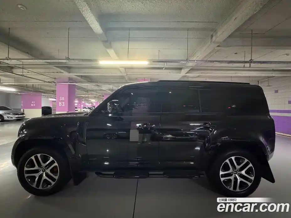 Land Rover Defender 2024 3.0 Автомат в Москве № 213893, фото 5