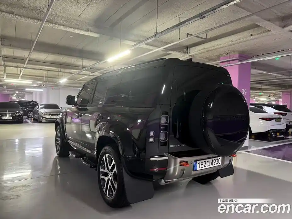 Land Rover Defender 2024 3.0 Автомат в Москве № 213893, фото 7