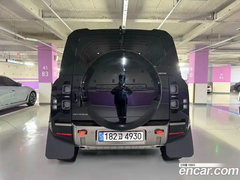 Land Rover Defender 2024 3.0 Автомат в Москве № 213893, фото 8