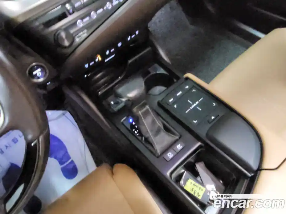 Lexus ES 2019 2.5 Автомат в Москве № 214832, фото 11