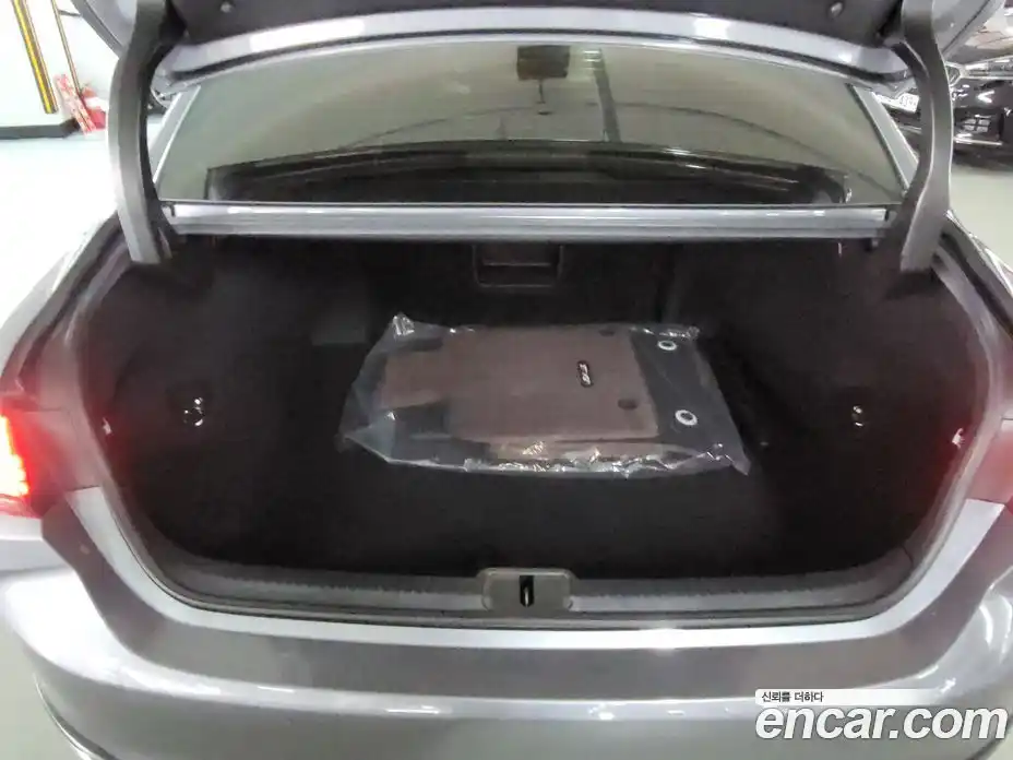 Lexus ES 2019 2.5 Автомат в Москве № 214832, фото 17