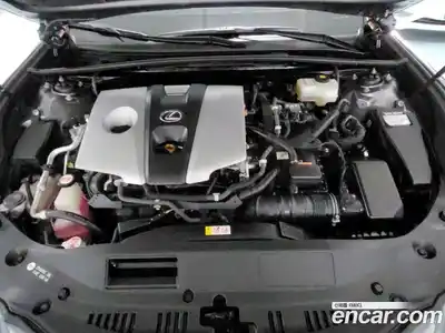 Lexus ES 2019 2.5 Автомат в Москве № 214832, миниатюра 6