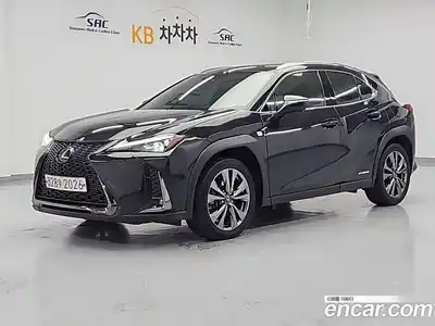 Lexus UX, 2020