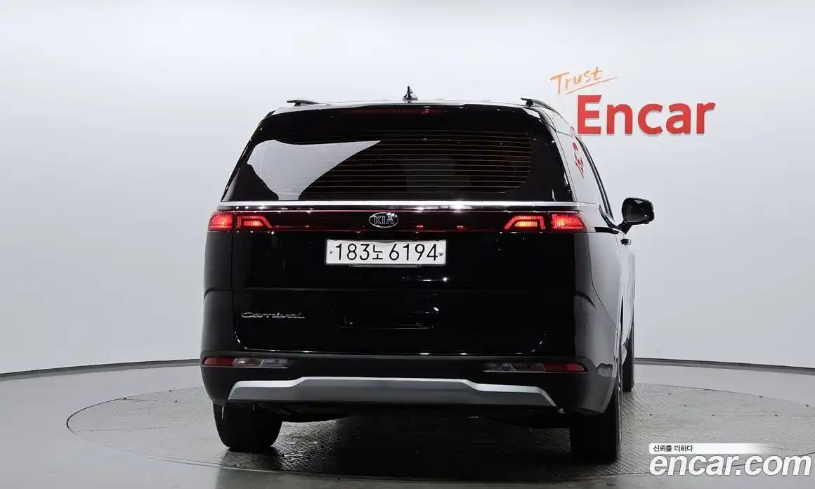 Kia Canival 2021 2.2 Автомат в Москве № 21485, фото 1