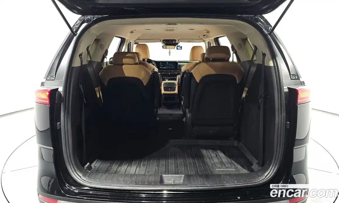 Kia Canival 2021 2.2 Автомат в Москве № 21485, фото 4