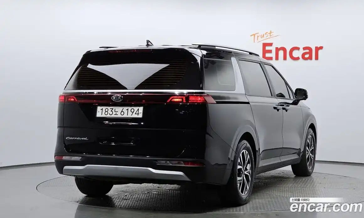 Kia Canival 2021 2.2 Автомат в Москве № 21485, фото 7