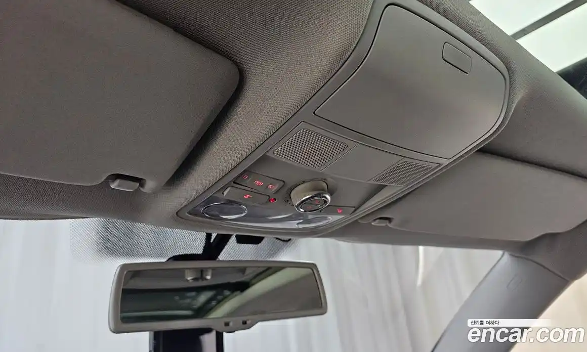 Volkswagen Tiguan 2013 2.0 Автомат в Москве № 215238, фото 19