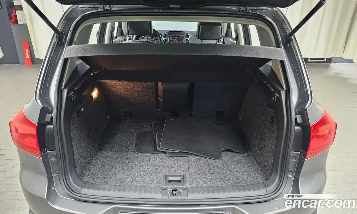 Volkswagen Tiguan 2013 2.0 Автомат в Москве № 215238, фото 20