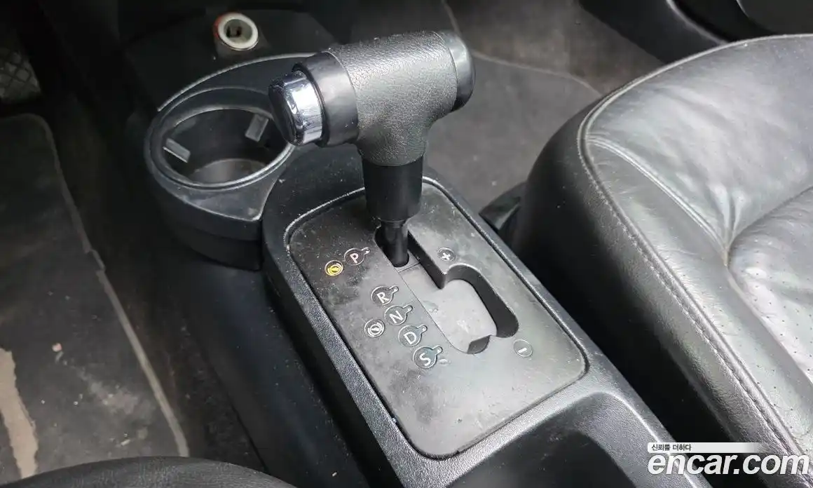 Volkswagen Beatle 2011 2.0 Автомат в Москве № 215340, фото 9