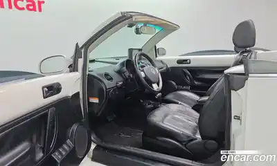 Volkswagen Beatle 2011 2.0 Автомат в Москве № 215340, миниатюра 10