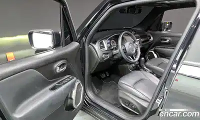 Jeep Renegade 2021 2.4 Автомат в Москве № 215503, миниатюра 10