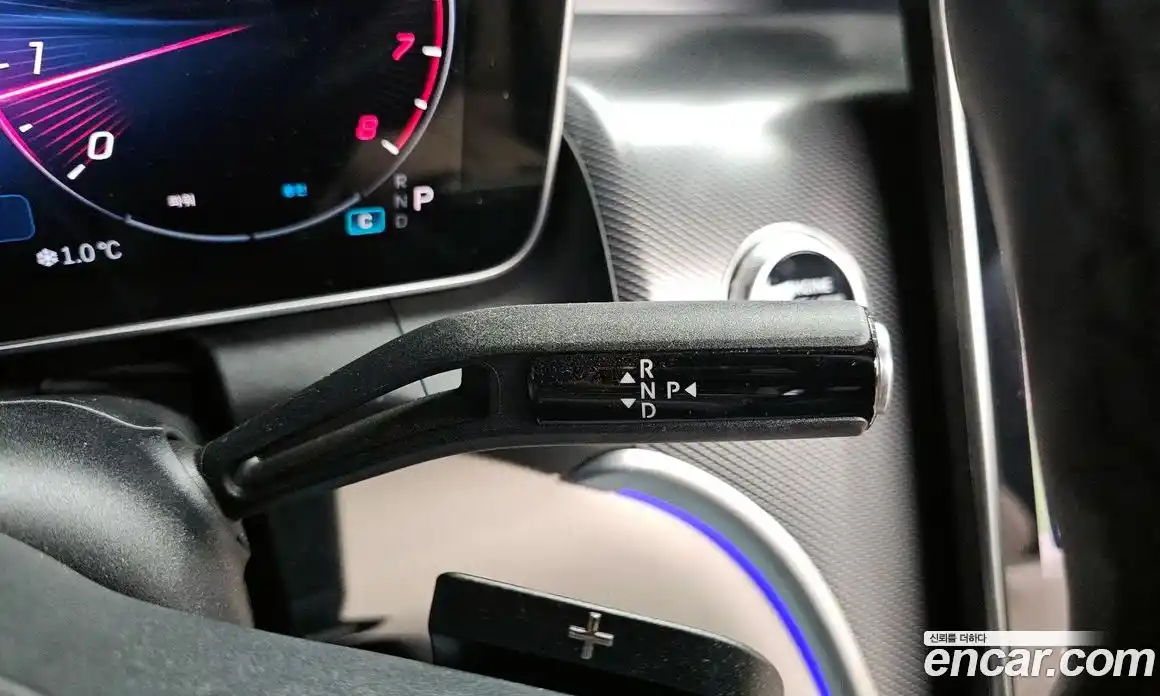 Mercedes-Benz GLC-Class 2025 2.0 Автомат в Москве № 215936, фото 8