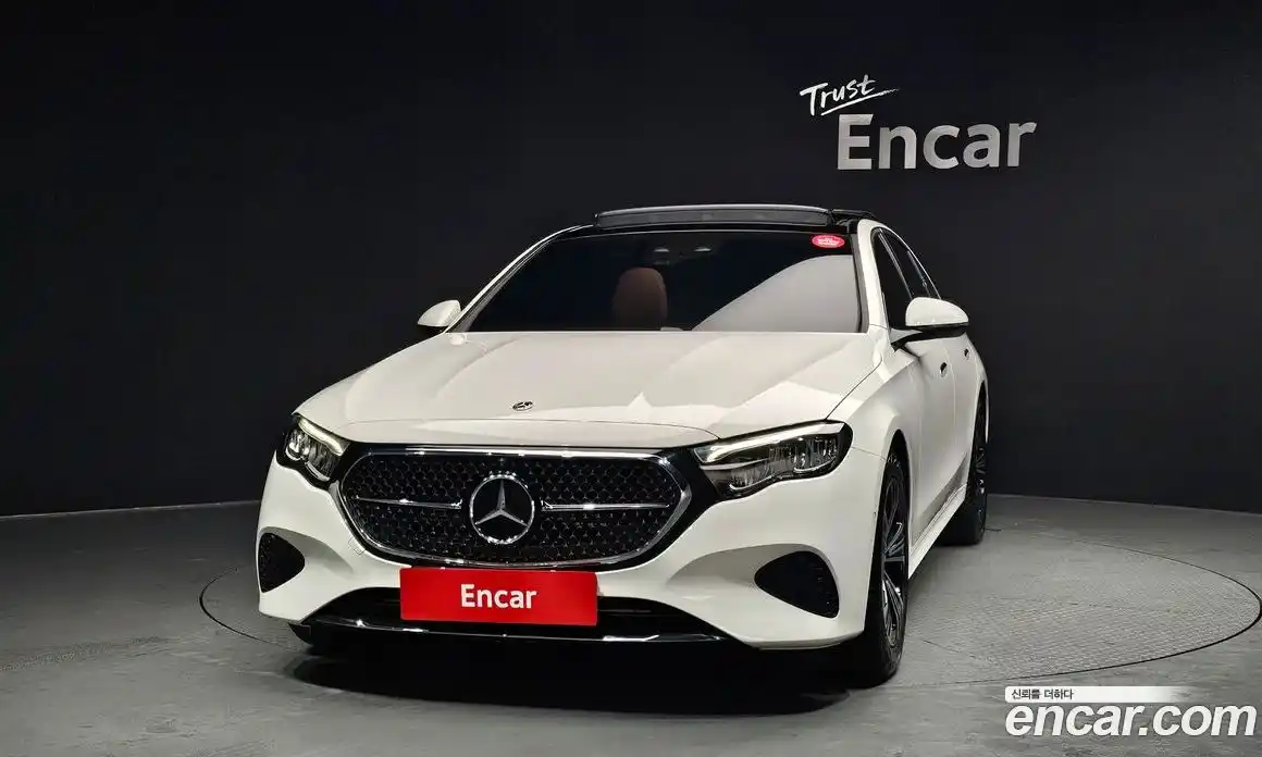 Mercedes-Benz E-Class 2024 2.0 Автомат в Москве № 217003, фото 12