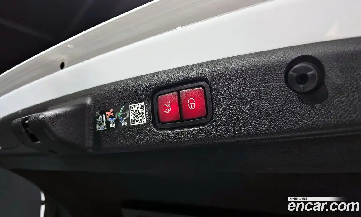 Mercedes-Benz E-Class 2024 2.0 Автомат в Москве № 217003, фото 4