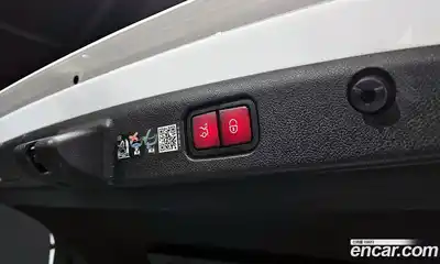 Mercedes-Benz E-Class 2024 2.0 Автомат в Москве № 217003, миниатюра 4