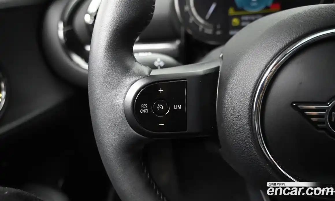 Mini Clubman 2023 1.5 Автомат в Москве № 219135, фото 16