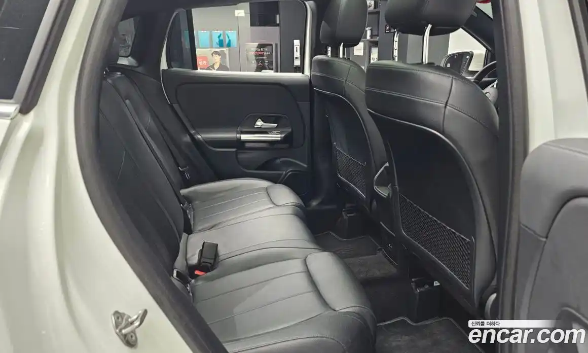 Mercedes-Benz GLA-Class 2021 2.0 Автомат в Москве № 222250, фото 12