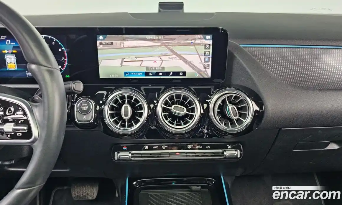 Mercedes-Benz GLA-Class 2021 2.0 Автомат в Москве № 222250, фото 14