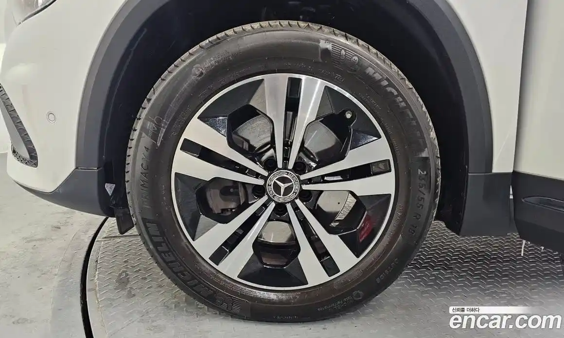 Mercedes-Benz GLA-Class 2021 2.0 Автомат в Москве № 222250, фото 5