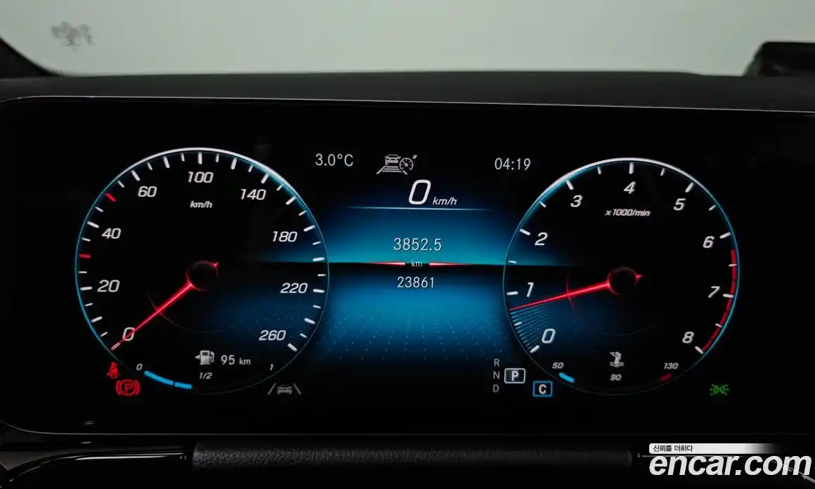 Mercedes-Benz GLA-Class 2021 2.0 Автомат в Москве № 222250, фото 8