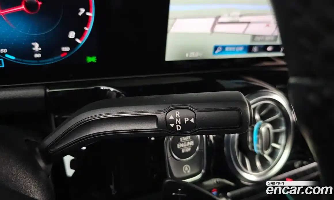 Mercedes-Benz GLA-Class 2021 2.0 Автомат в Москве № 222250, фото 9