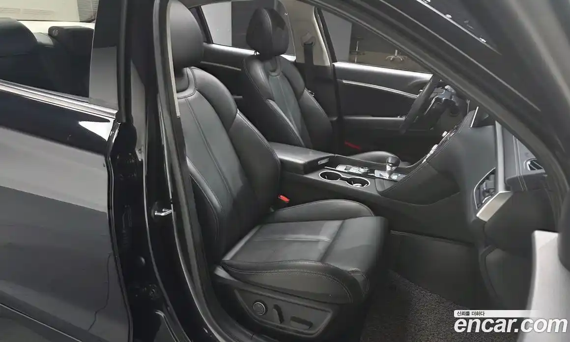 Genesis G70 2020 2.0 Автомат в Москве № 22366, фото 14