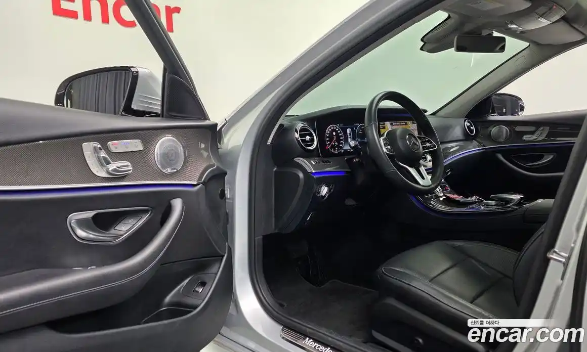 Mercedes-Benz E-Class 2020 2.0 Автомат в Москве № 224487, фото 3